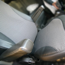 Load image into Gallery viewer, Volvo FH Truck - Tailored Premium / Leatherette Drivers Seat Cover