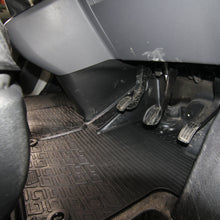 Load image into Gallery viewer, Vauxhall Vivaro - Tailored Rubber Heavy Duty  Floor Mat - 2019 Onwards
