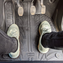 Load image into Gallery viewer, Vauxhall Combo 2018 - 2019 - Heavy Duty Rubber Floor Mat